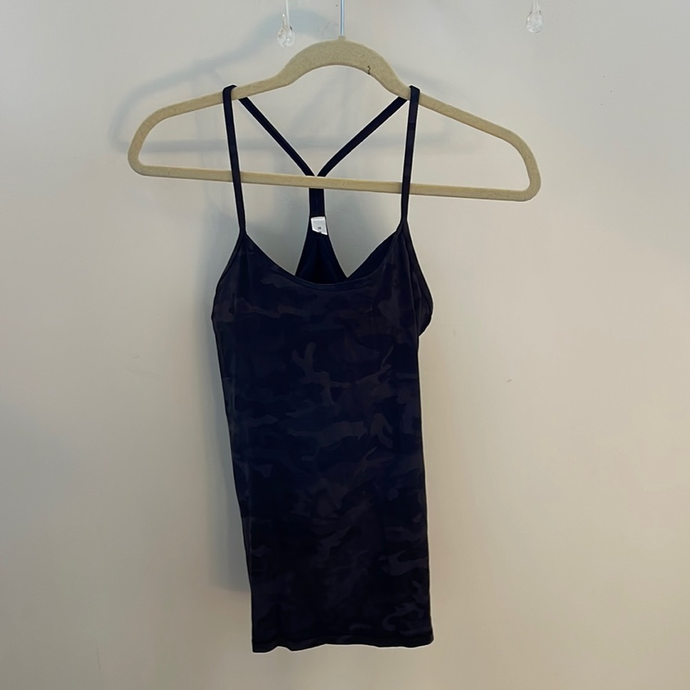 Lululemon black camo tank